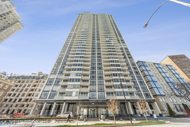 1300 Lake Shore Drive #8B